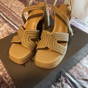 NWOT Neutral Woven Platform Sandals - Women